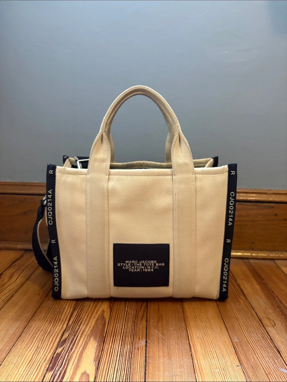 Marc Jacobs Canvas The Tote Bag in Cream and Black